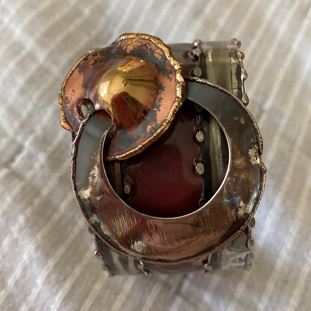 A Sedona Arizona find by local artist. Beautiful cuff style bracelet